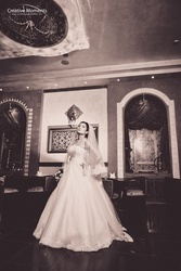 Продам пышное свадебное платье белого цвета в г Уральск